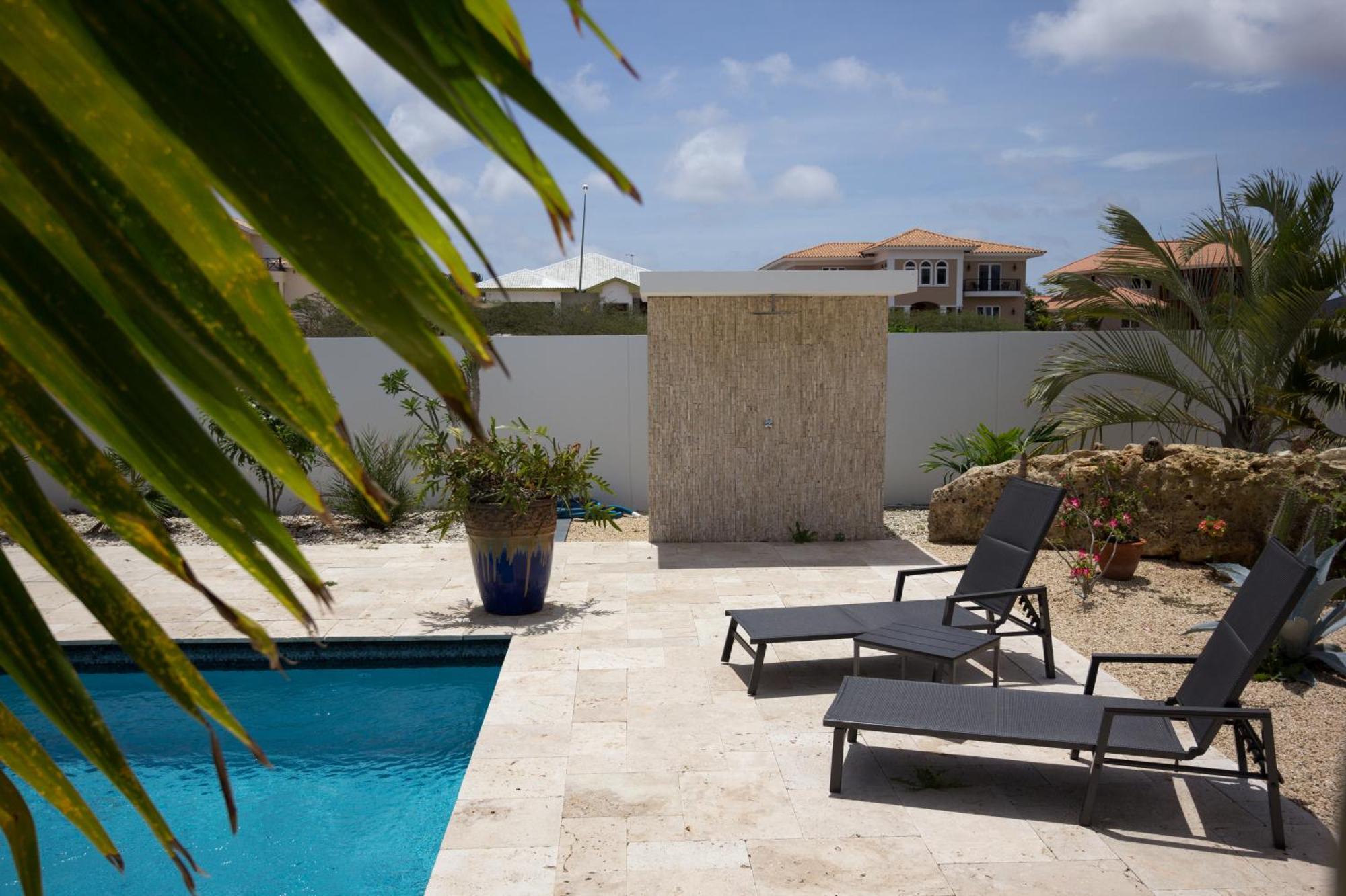 Goudhaen Luxury Private Apartments Jan Thiel Beach Exteriér fotografie