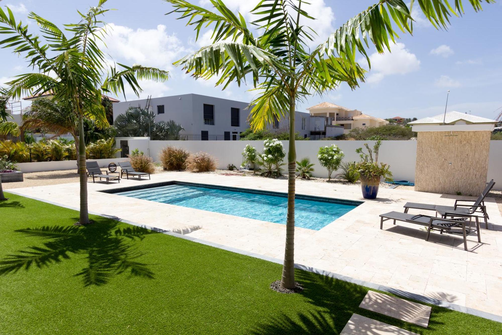 Goudhaen Luxury Private Apartments Jan Thiel Beach Exteriér fotografie