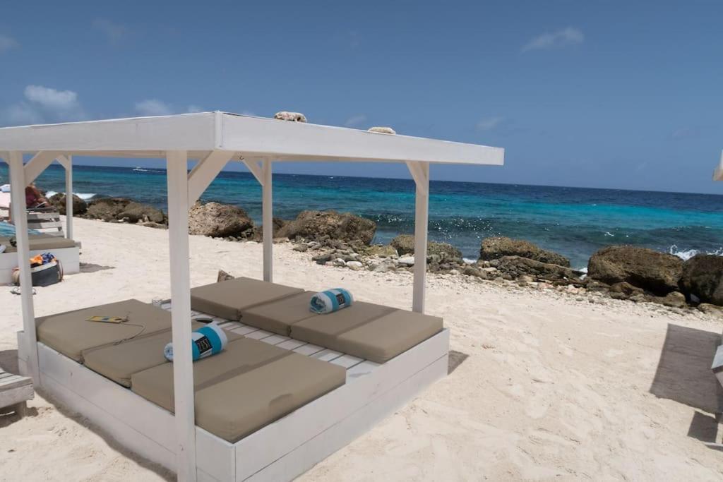Goudhaen Luxury Private Apartments Jan Thiel Beach Exteriér fotografie