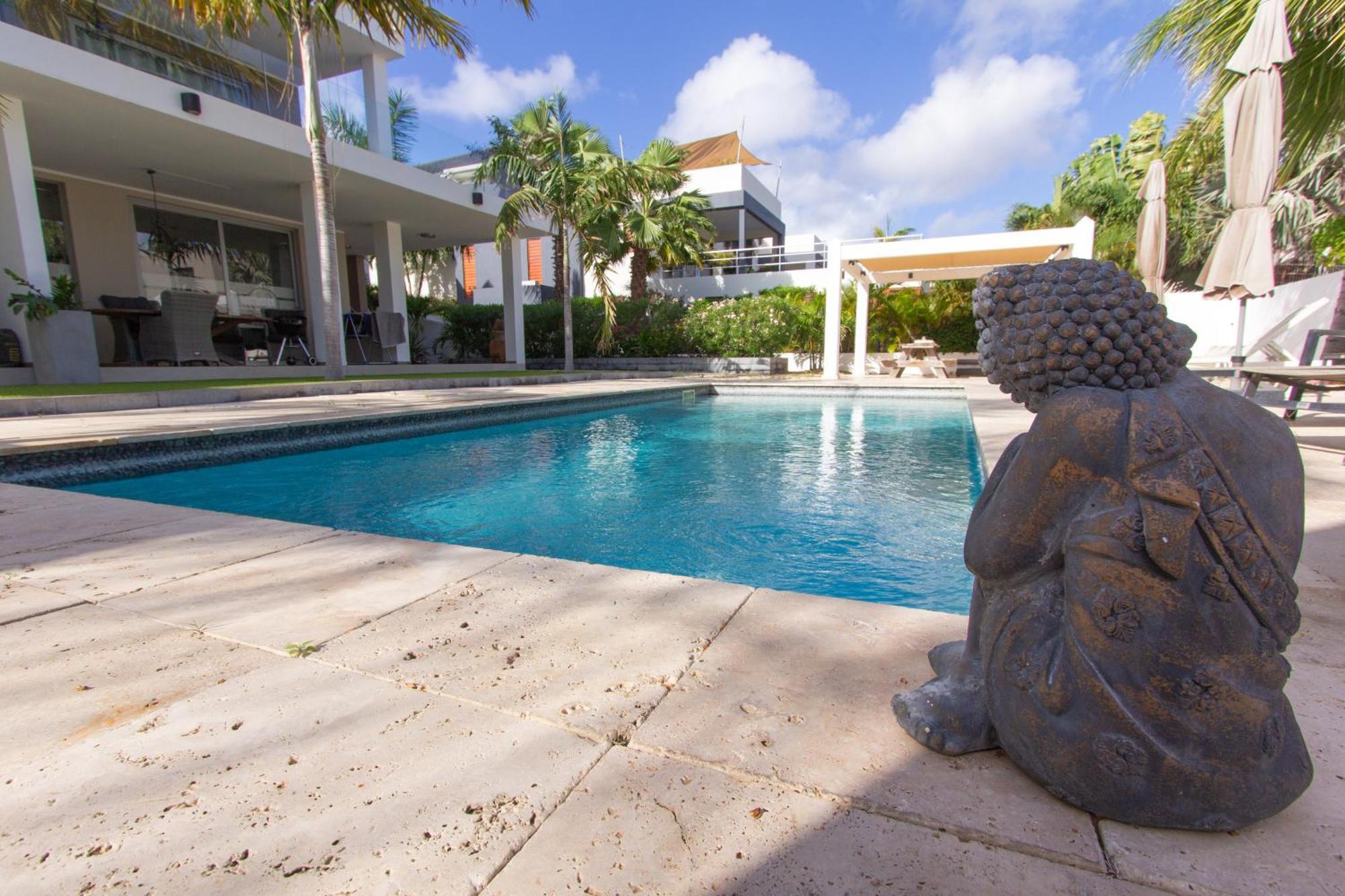Goudhaen Luxury Private Apartments Jan Thiel Beach Exteriér fotografie