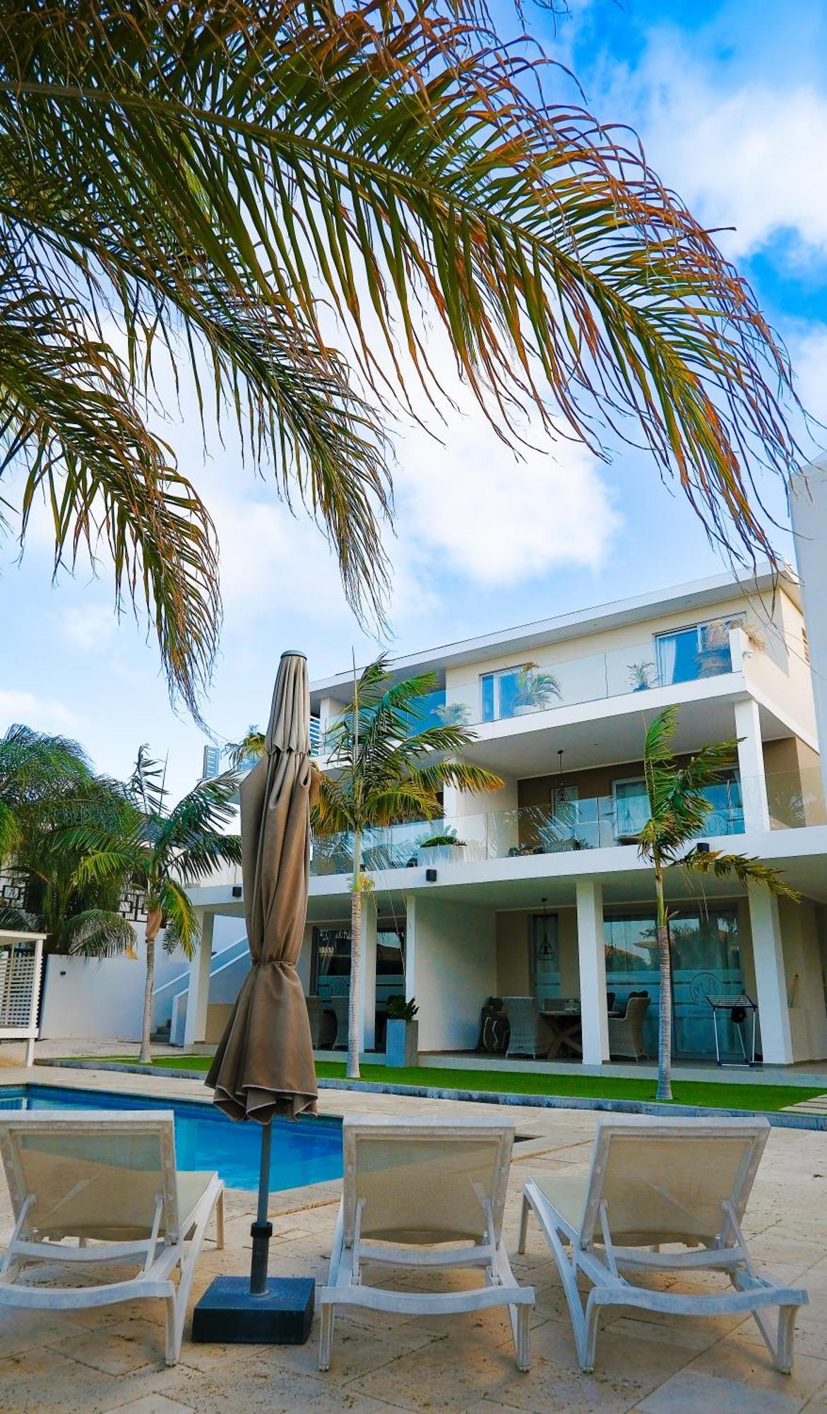 Goudhaen Luxury Private Apartments Jan Thiel Beach Exteriér fotografie